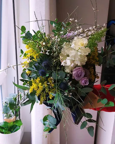 A lonxa das flores