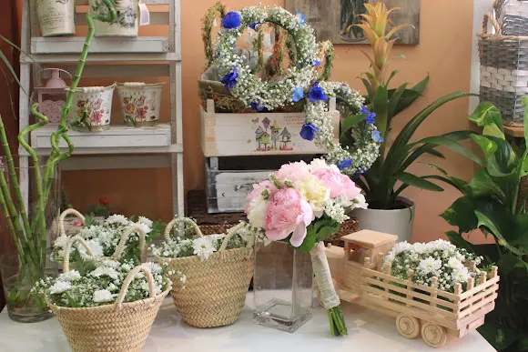 Flores del Patio. Arte floral. - Aguilar de la Frontera