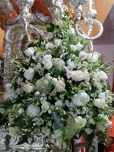 Salvador Gonzalez Floristería - Floristería en Puebla del Rio (La)