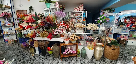 Tiendas Guayrin, Floristeria, Regalo y Deportes.