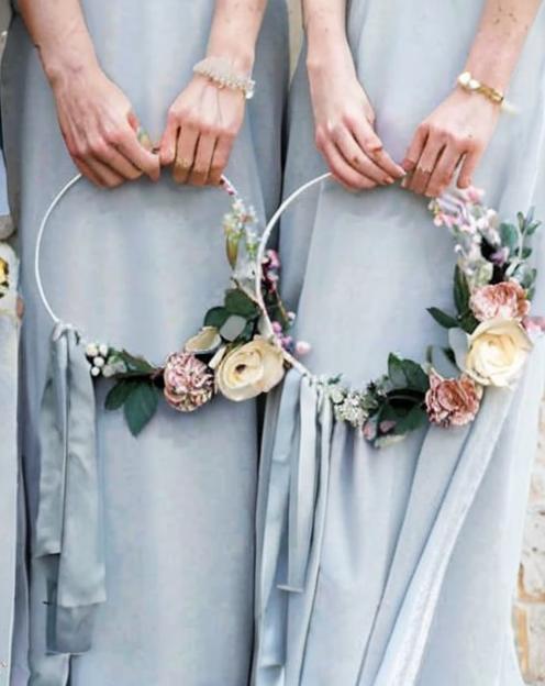 Aro de flores la última tendencia en ramos para novias