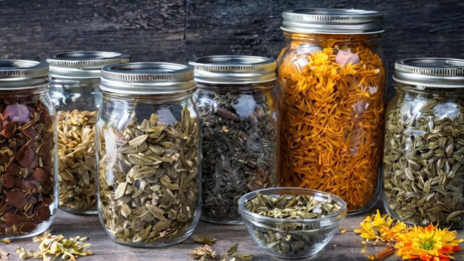 Cómo secar hierbas para té
